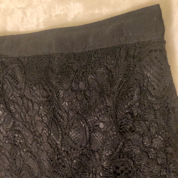 NY & Co. Black Lace Pencil Skirt - Picture 2 of 3